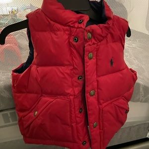 Polo infant vest. Worn a few times. No wears and tears. I’m great condition.